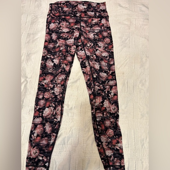 Lululemon full length leggings in pink peony pattern size 10 - Picture 5 of 8